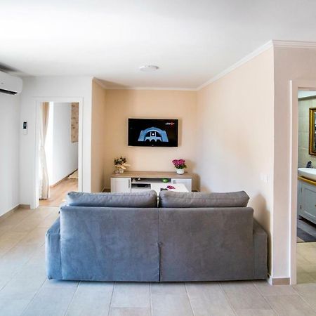 Emma Appartment 波雷奇 外观 照片