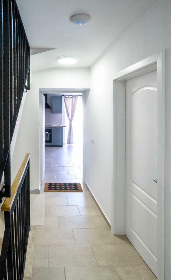 Emma Appartment 波雷奇 外观 照片